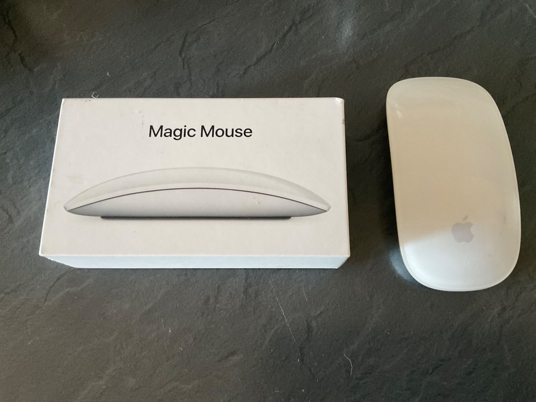 Apple Mouse: Dès 1.- APPLE MAGIC MOUSE 2 dans sa boîte wireless – Nuovo (secondo la descrizione) da Genève venduto da Mazelyne