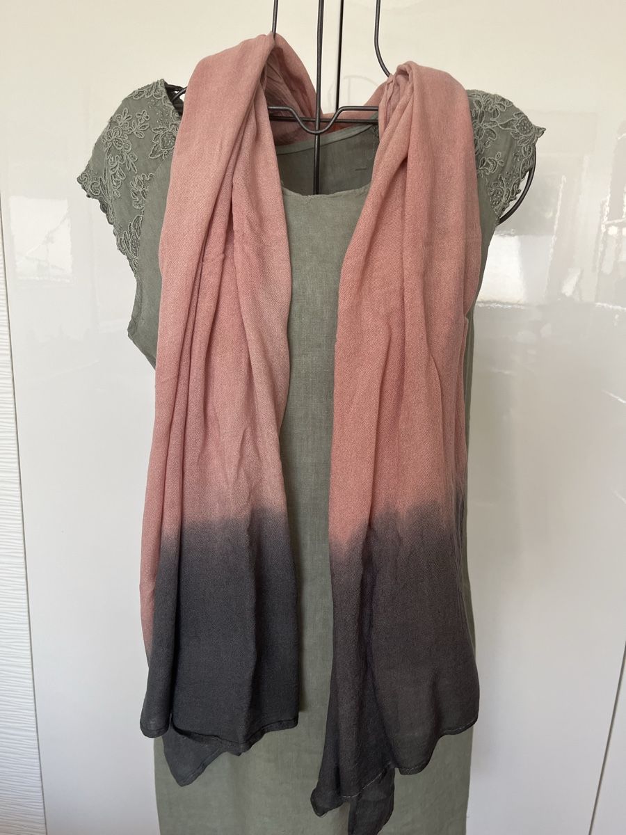 Foulard & Sciarpe: Écharpe rose/grise – Nuovo (secondo la descrizione) da St. Prex venduto da Nikolletta 3