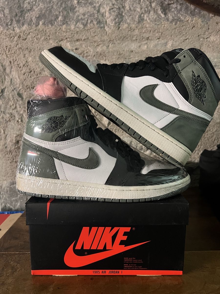 Jordan Scarpe da uomo: Air Jordan 1 High – Usato da Zürich venduto da Realvintagesale