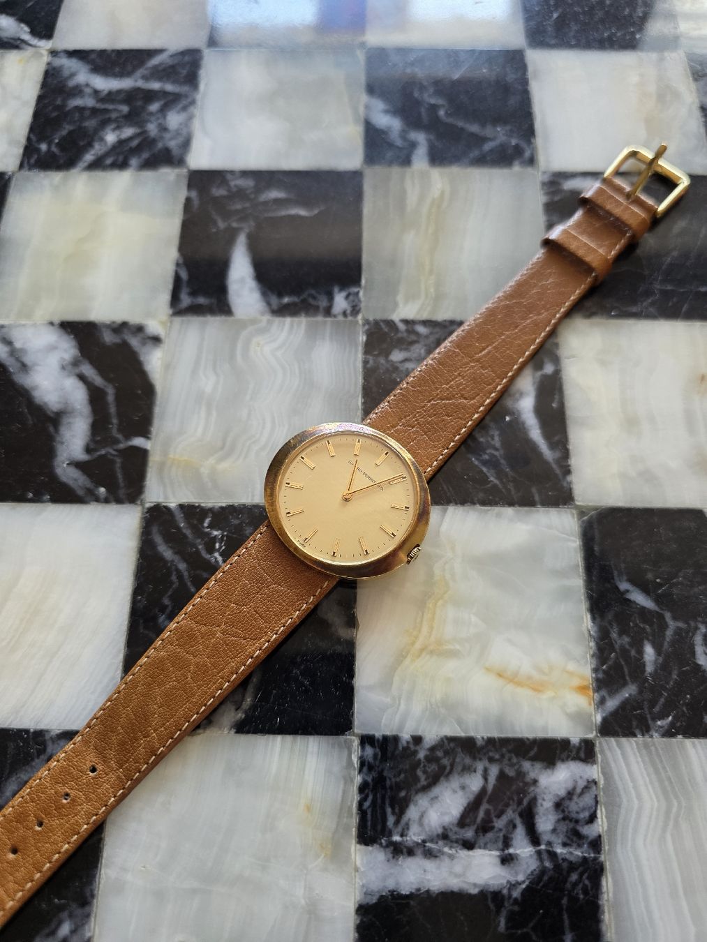 Girard-Perregaux Orologi: Vintage Girard Perregaux – Usato da Salmsach venduto da Vinted.by.Y.R 1