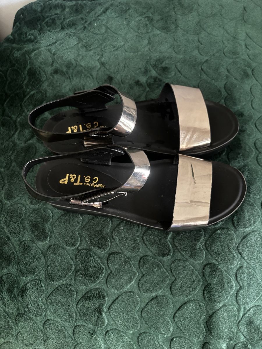 Scarpe da donna: Sandals Harajuku C.S.&T.&P. silver platform size 39 – Usato da Zürich venduto da cla_v6hx 1