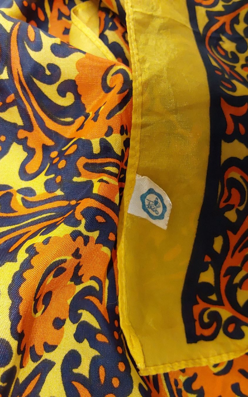Foulard & Sciarpe: Foulard Vintage Acetat – Usato da Köniz venduto da scopello12 3