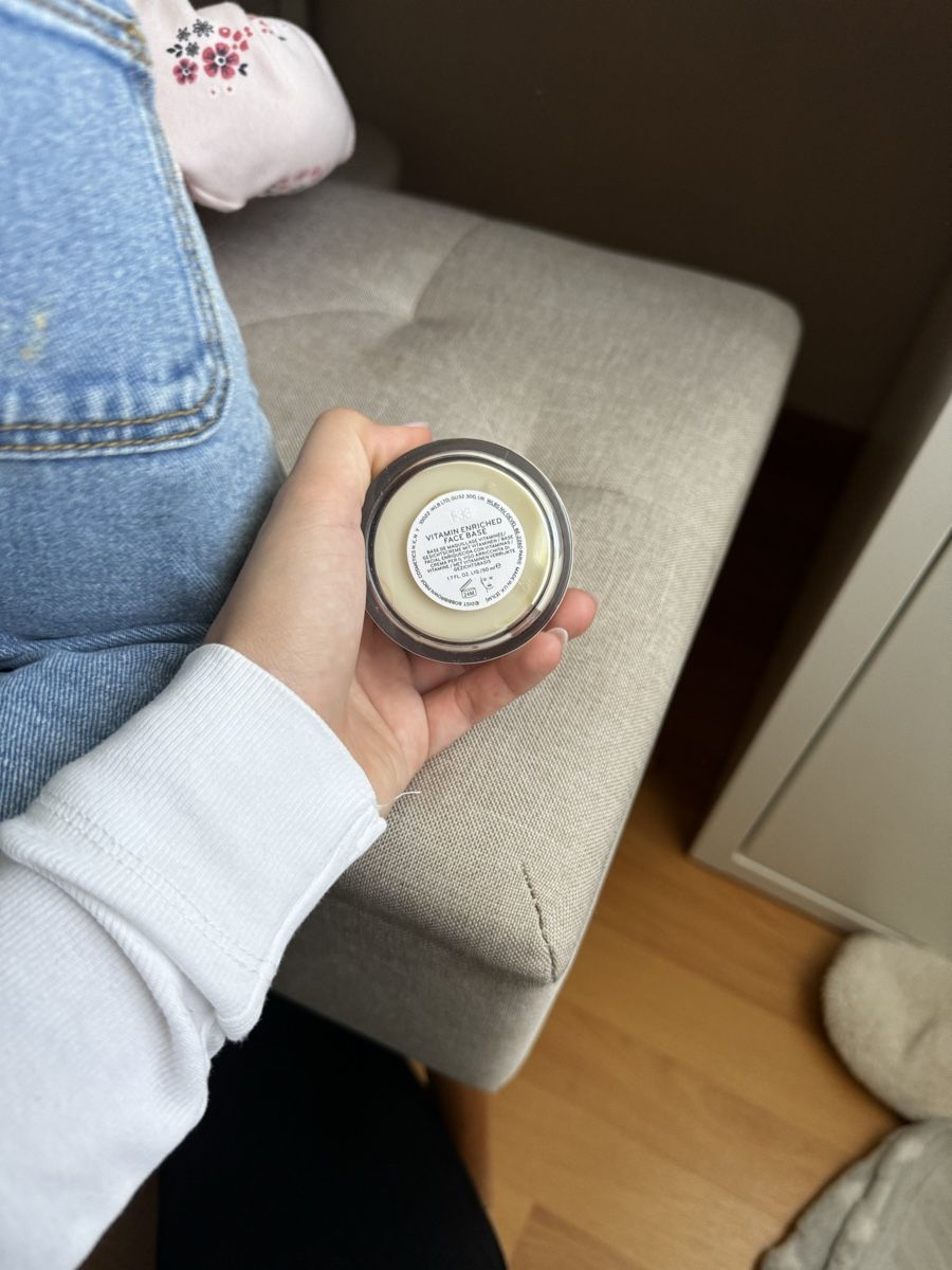 Bobbi Brown Cura del viso: Bobbi Brown Vitamine Face Base – Usato da Baar venduto da Zlata1 1