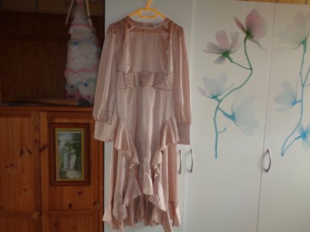 *** Maxikleid *** / viele Details / von London look / Neu