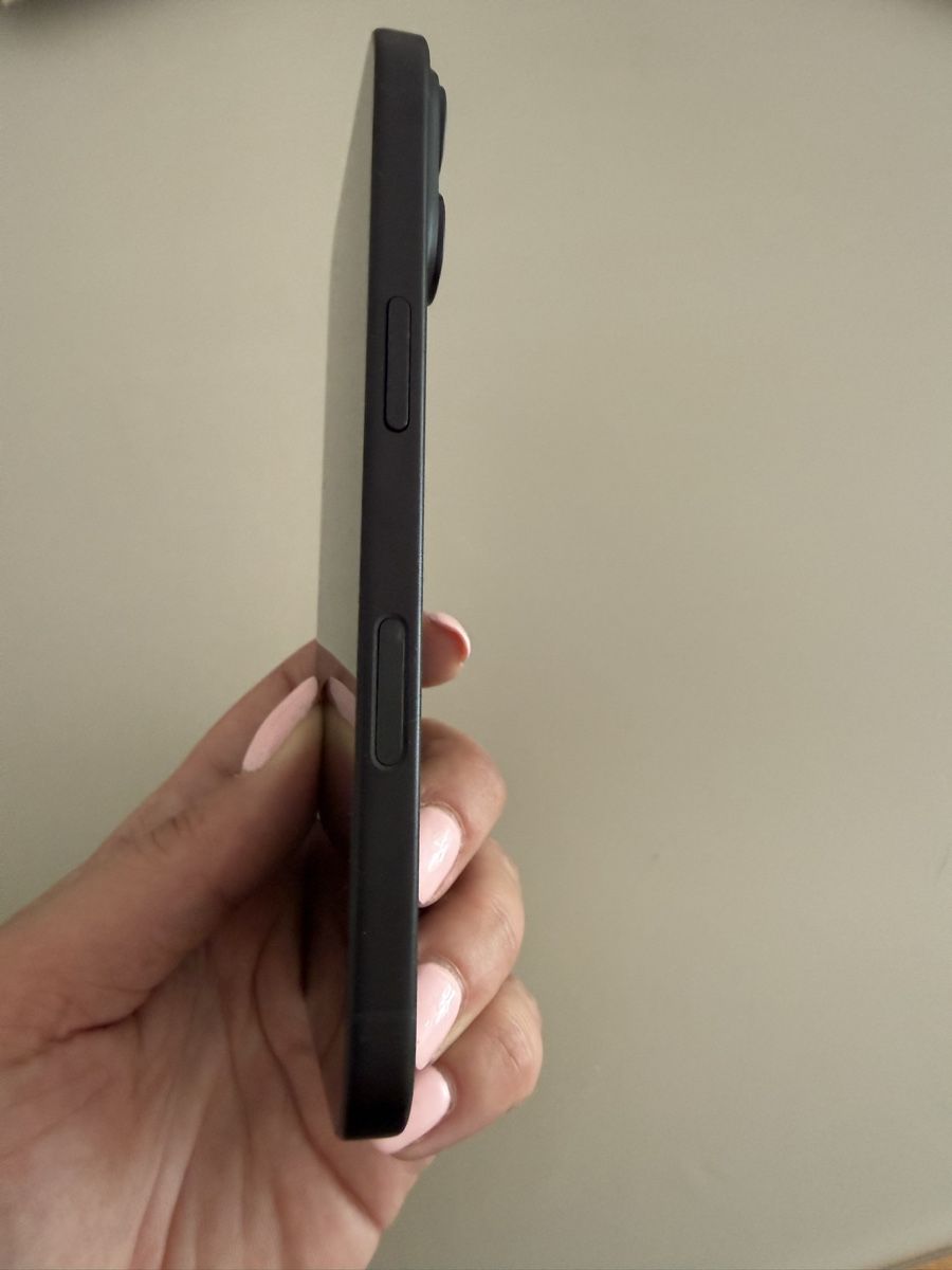 Apple Portables: iPhone 16 128GB black – Neuf (Voir description) à Orbe par Sylvie.Lep07 2