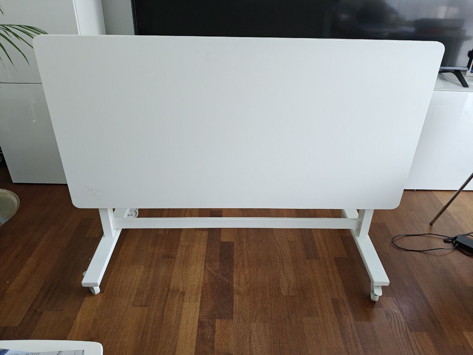 Ikea Scrivanie: Schreibtisch klappbar – Usato da Oberägeri venduto da dimmal 4