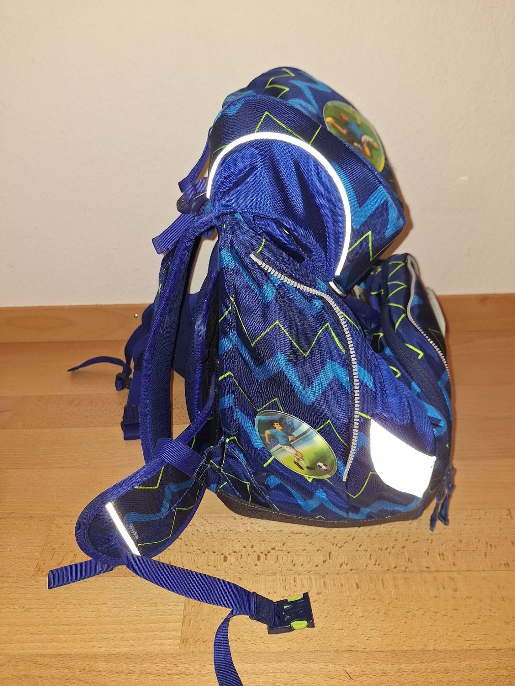 Ergobag Zaini: Ergobag Schulthek-Set - Fussball – Usato da Oberrieden venduto da smarties949 3