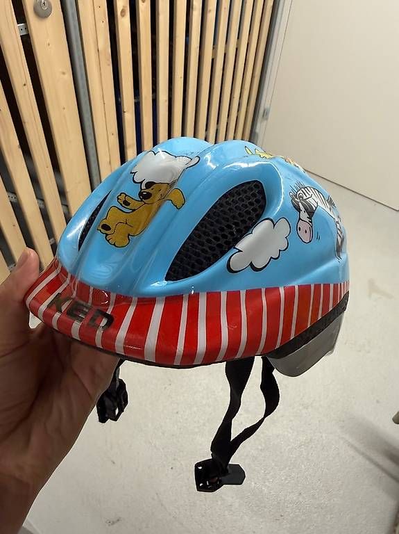 Casques: kinder Fahrradhelm – D'occasion à Gümligen par xifenglie