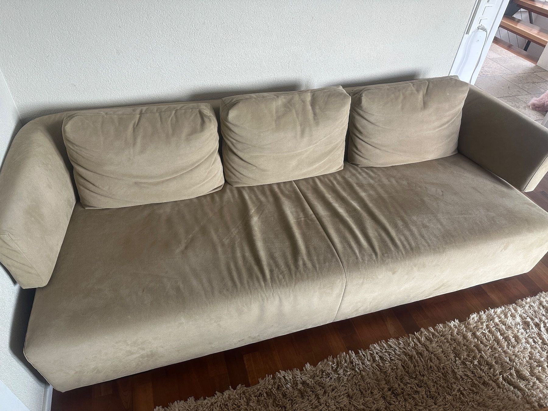 Divani: Team by Wellis Sofa Alcantara-leder hellbraun – Usato da Dietlikon venduto da Fluschi 1