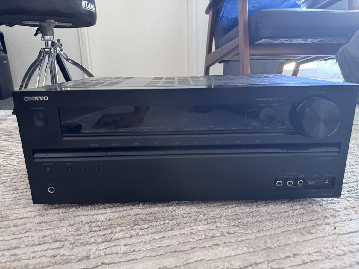 Onkyo Home Cinema: AV Receiver Onkyo HT-R758 with remote and accessories – Usato da Bülach venduto da swijesin 2
