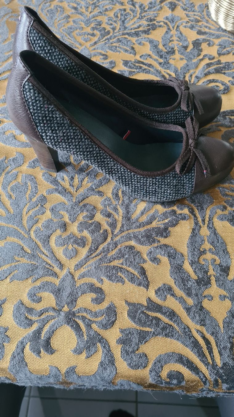Tommy Hilfiger Damenschuhe: Tommy Hilfiger Pumps Gr. 40 Absatzschuhe – Neu (gemäss Beschreibung) aus Dussnang von Mak13 5