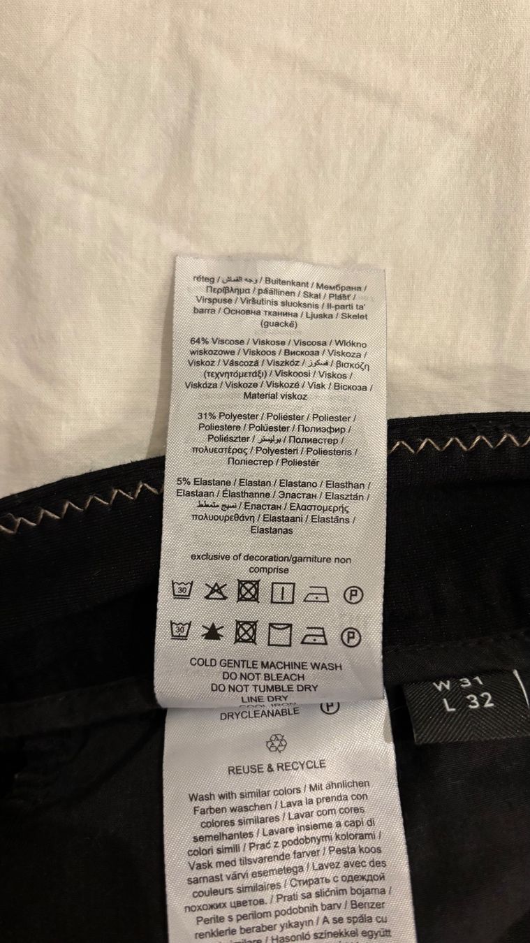 Pantaloni: Chino Hose von Only and Sons – Usato da Wermatswil venduto da _nici_13 3