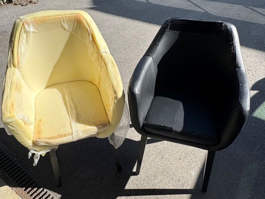 Sessel: 6 Fauteuils salle à manger – Defekt aus Villars-le-Grand von Scaoli