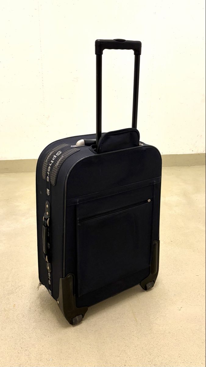 Valises de voyage: 2x Rollkoffer Sphere 62L – D'occasion à Niederlenz par chi_ie_007 1