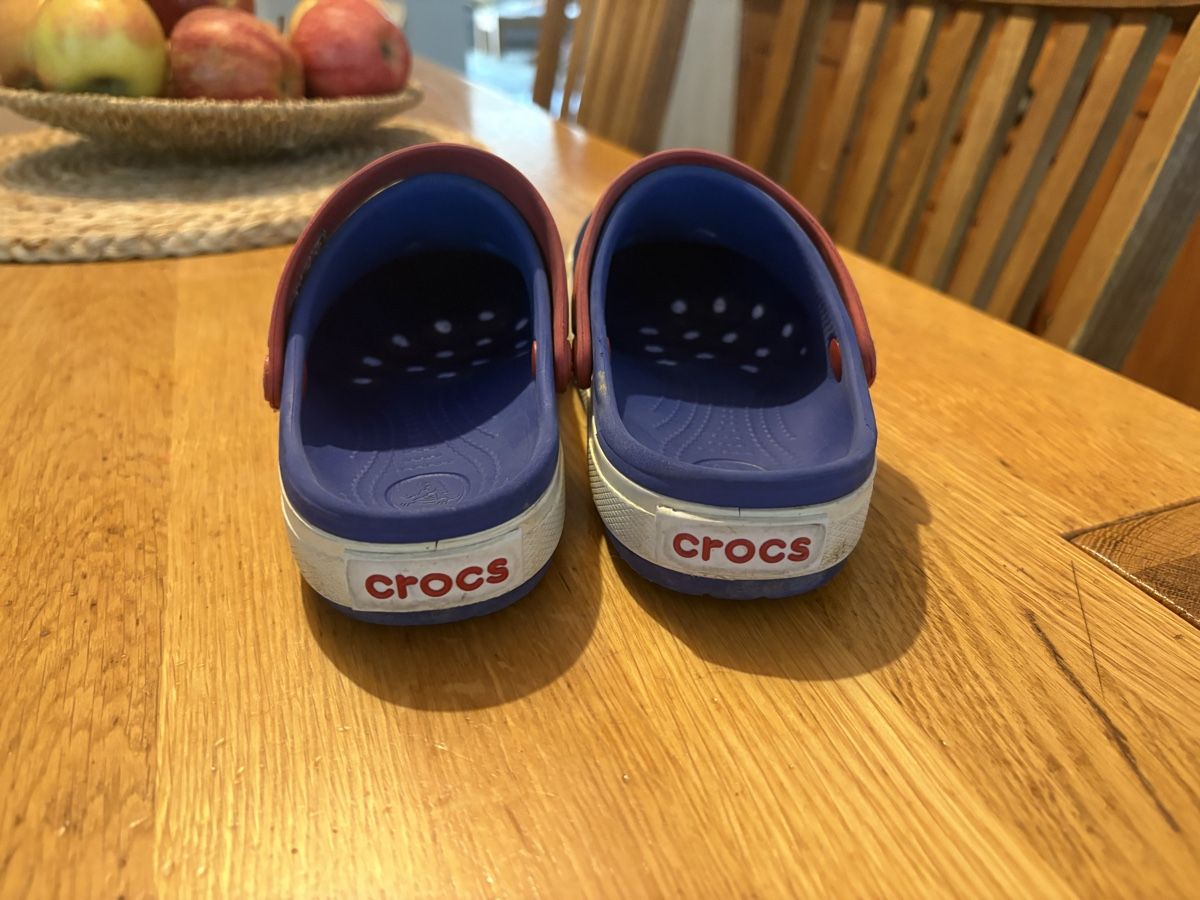 Crocs Scarpe per ragazzi: Crocs enfant taille EU 29/30 – Usato da Attalens venduto da Skorpionica 2