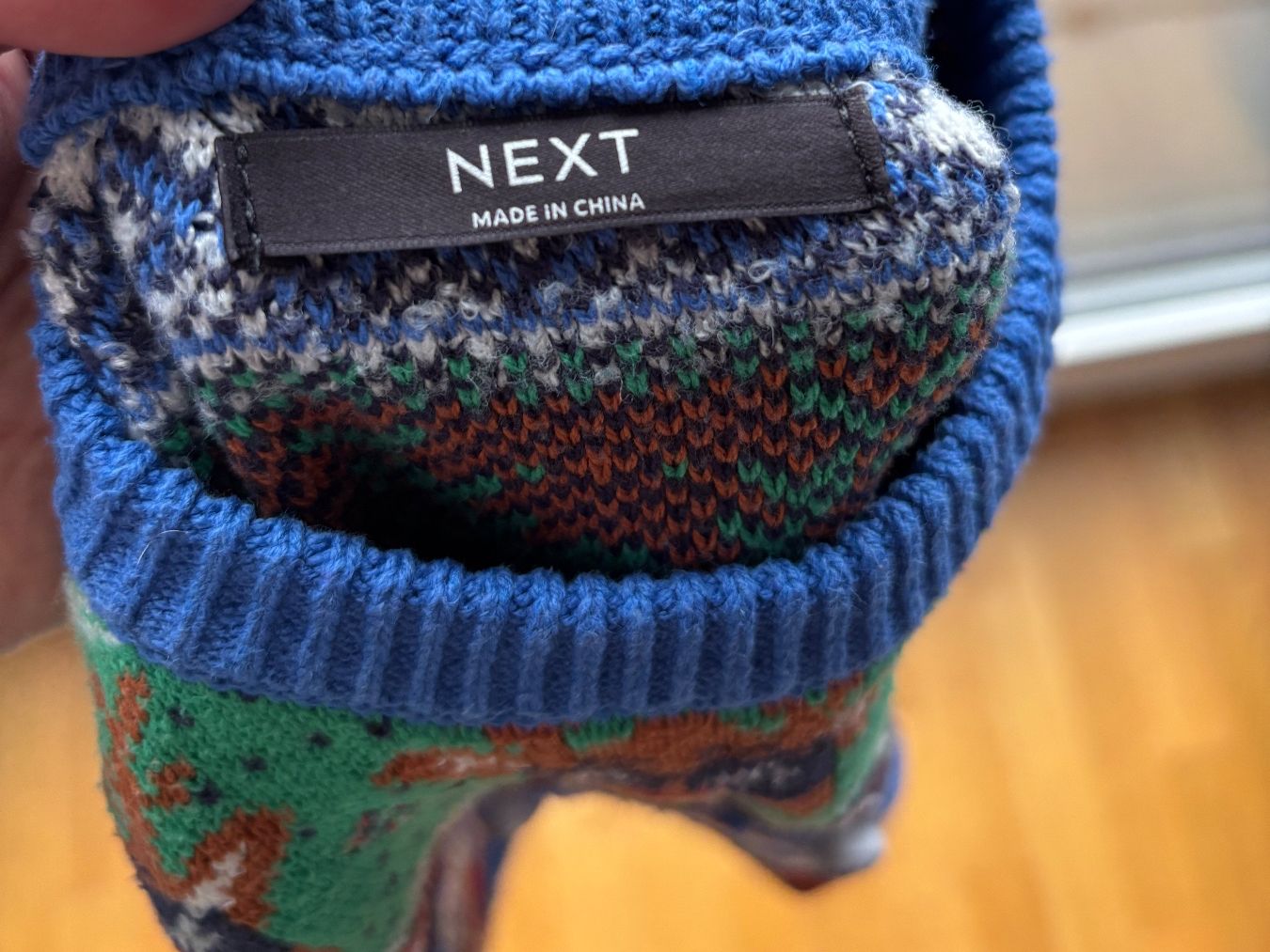 Next Pulls et sweat-shirts: Next Weihnachtspullover Gr 110 – D'occasion à Brugg AG par tsannen 2