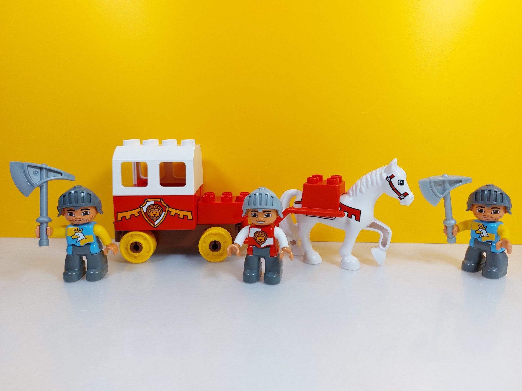 Lego Baukästen: LEGO Duplo 3 Ritter mit Kutsche – Gebraucht aus St.Gallen von TinasBauundSpiel