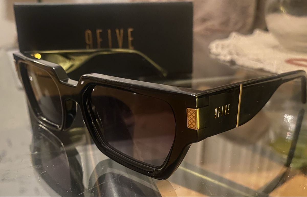 Occhiali & Lenti: LIMITED EDITION LUXURY 9Five - Tiffany Locks sunglasses – Nuovo e nell'imballaggio originale da St-Sulpice VD venduto da dan_lzz7 2