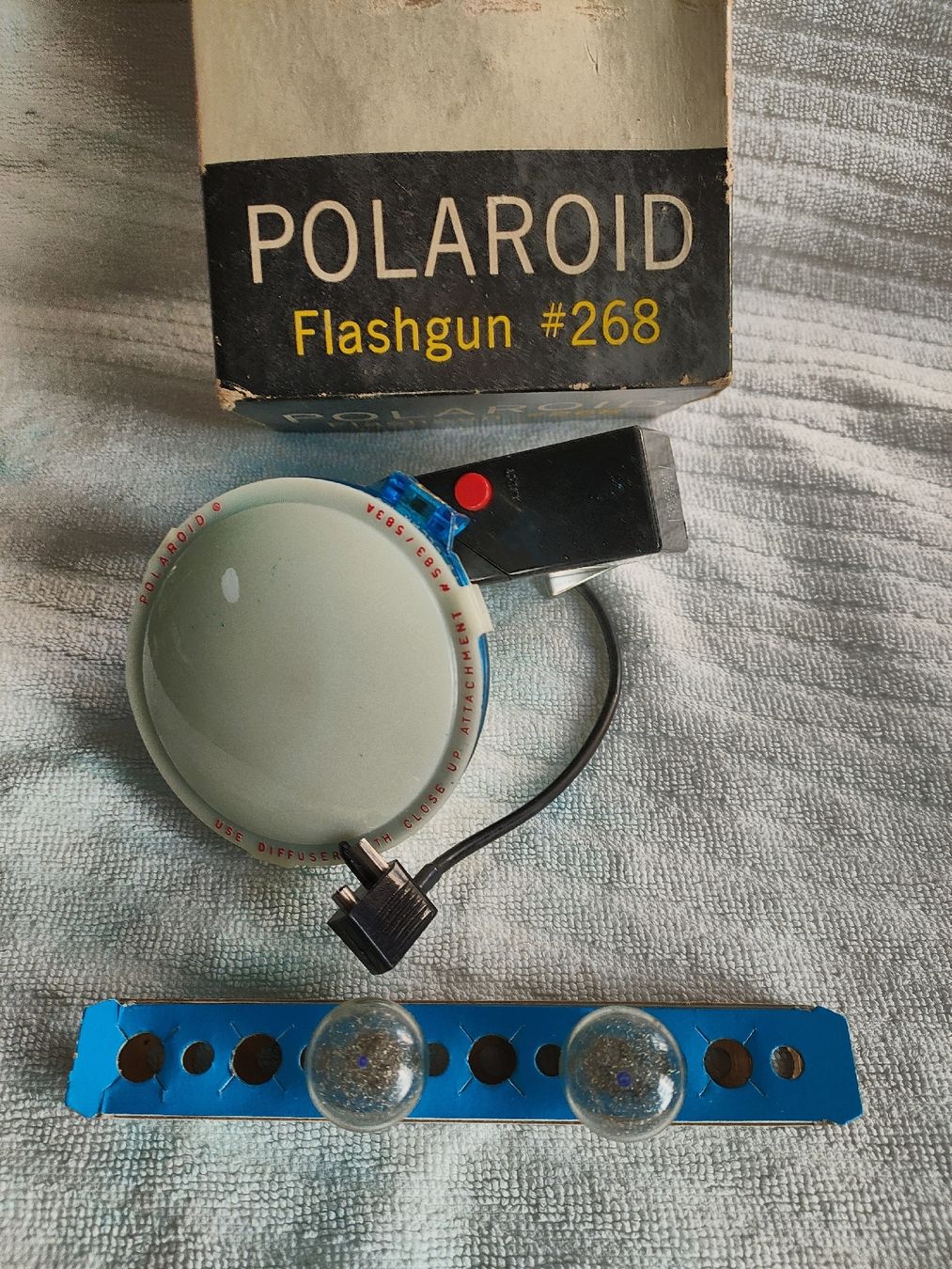 Polaroid Kamera: Polaroid Kamera 330 + Blitz 268 + Anleitung – Gebraucht aus Aesch BL von markuspius 4
