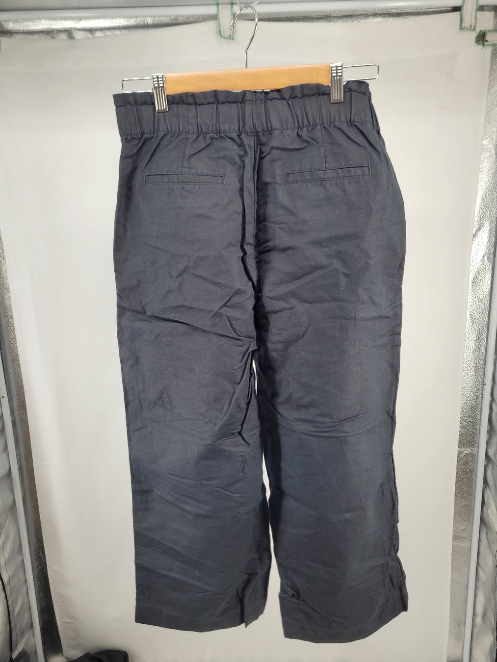 Esprit Pantaloni: ESPRIT pantalon noir 40 – Usato da Lausanne venduto da PlusValue_Lausanne 1