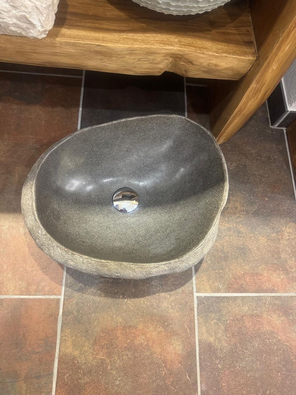 Lavabi & lavandini: Unikat Granit-Waschbecken Riverstone Grau – Nuovo e nell'imballaggio originale da Berikon venduto da al7_7jyx 1