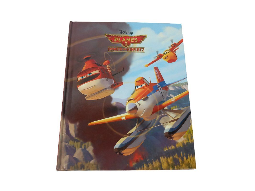 Libri: DISNEY Kinderbuch: Planes 2, Immer im Einsatz – Usato da Hünenberg venduto da Restwert_Zug