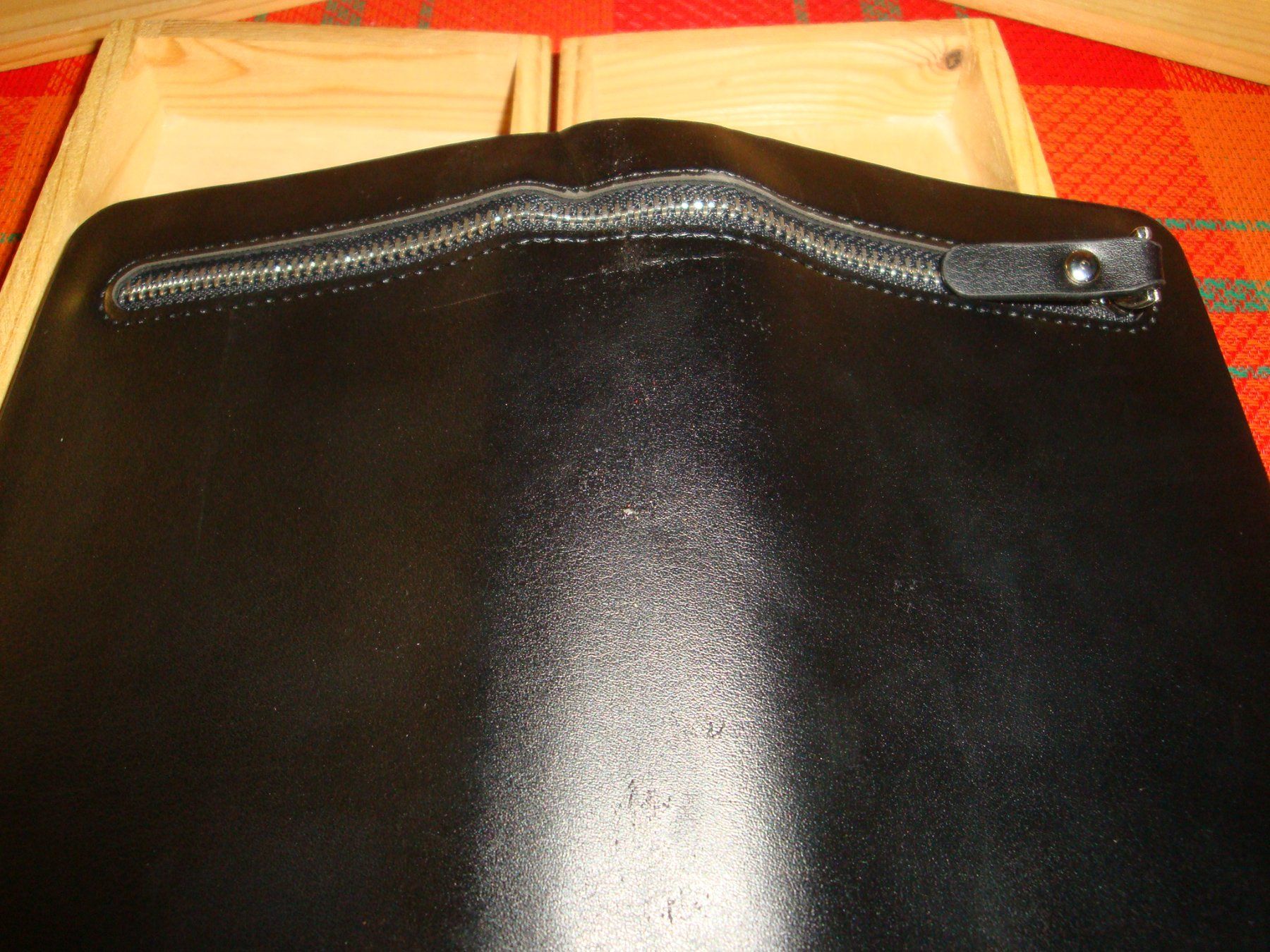 Brieftaschen: Brieftasche – Neu und originalverpackt aus Enggistein von mach1 5