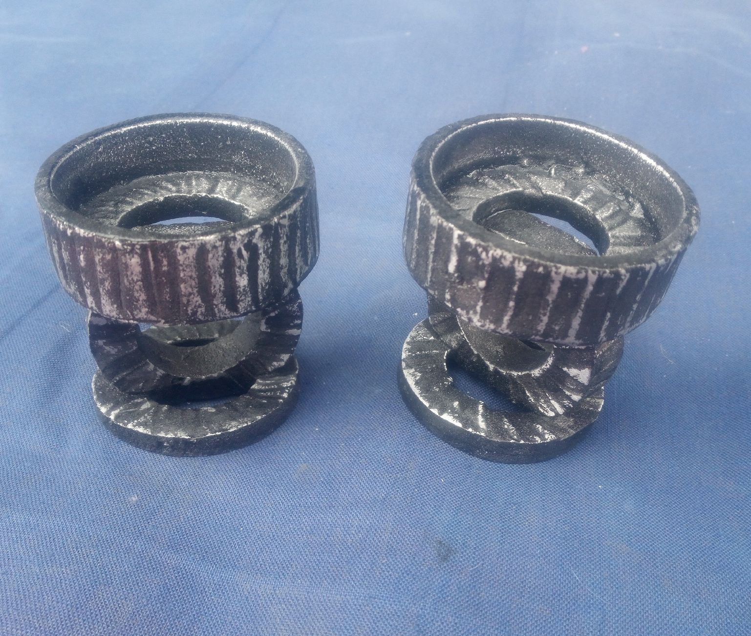 Portacandele: 2er Set Teelichthalter aus Metall, Handmade Look – Nuovo (secondo la descrizione) da Luzern venduto da toenu23 2