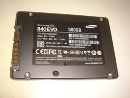 1 stück 500gb ssd. Samsung 840 EVO. Getestet. Siehe Details