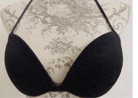 Magnifique maillot de bain noir neuf