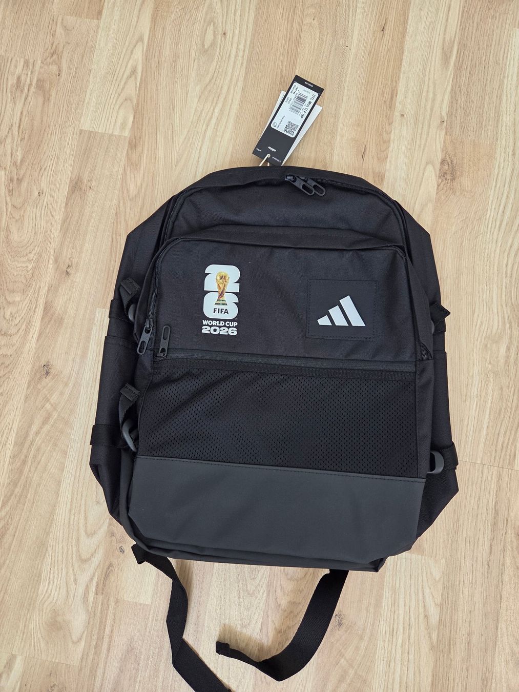 Adidas Zaini: ADIDAS - Utility Multi Pocket Backpack (33L) – Usato da Zürich venduto da nauj_b