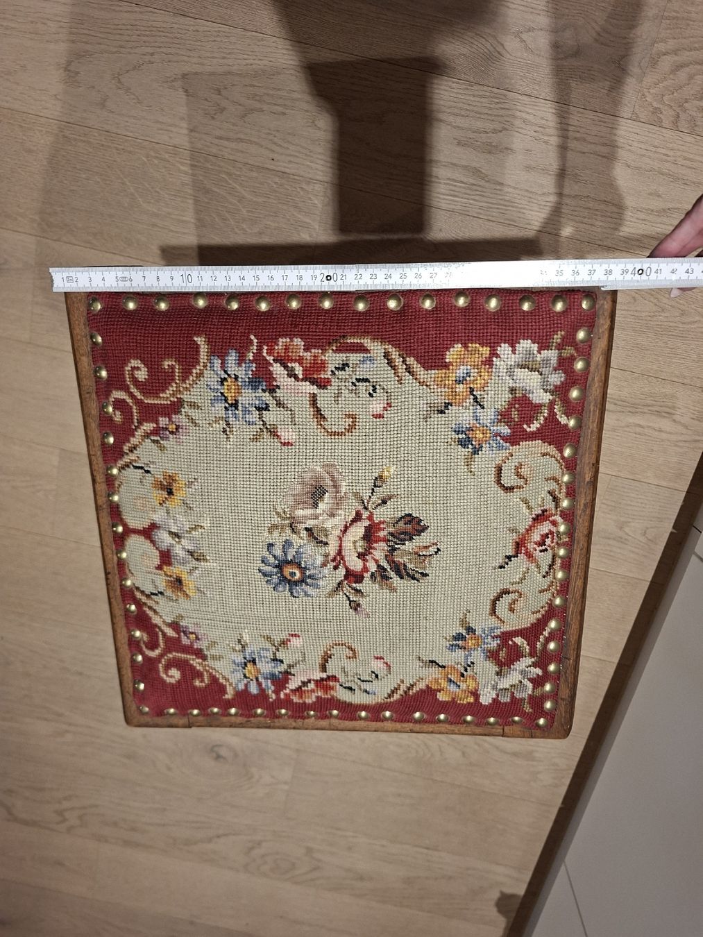 Sgabelli: Gobelin Hocker  – Usato da Meinisberg venduto da MartinaM1972 4