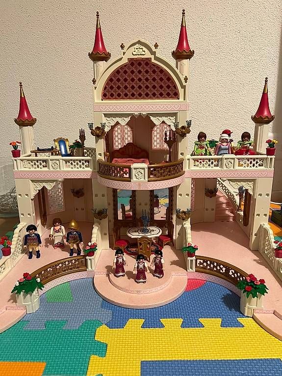 Giocattoli: Playmobil Schloss – Usato da Niederweningen venduto da robert-meffert