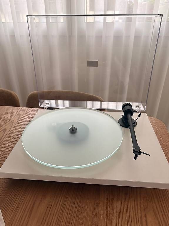 Pro-ject Giradischi: Pro-Ject T1 BT | Ortofon OM 30 | Top-Zustand – Usato da Reichenburg venduto da Leartdean