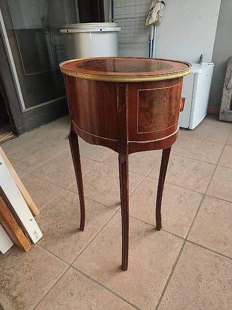 Tavoli: Table de chevet demi-lune  – Usato da Cologny venduto da lob_q9zw 1