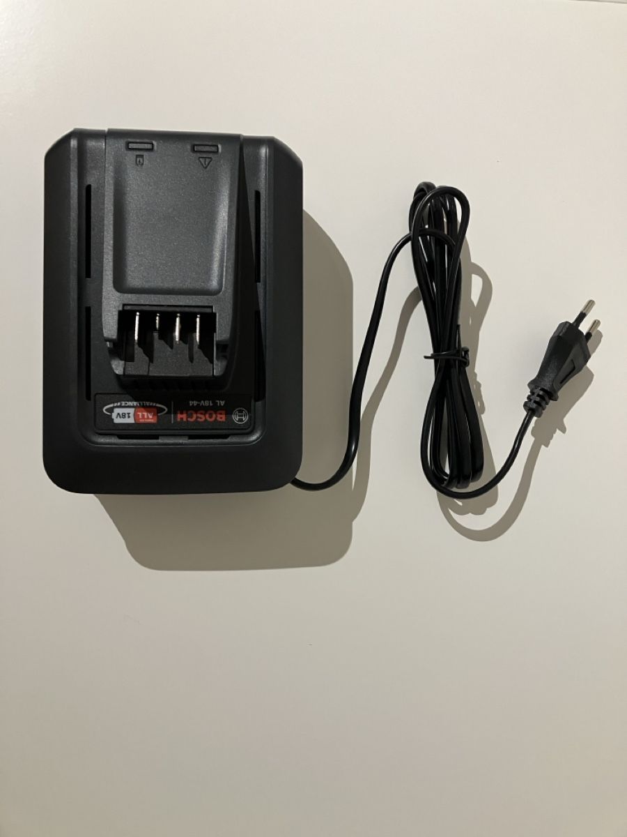 Bosch Caricatori & Batterie: Bosch Ladegerät 18V Power for ALL Alliance – Nuovo (secondo la descrizione) da Baltenswil bei Bassersdorf venduto da Blasi76 1