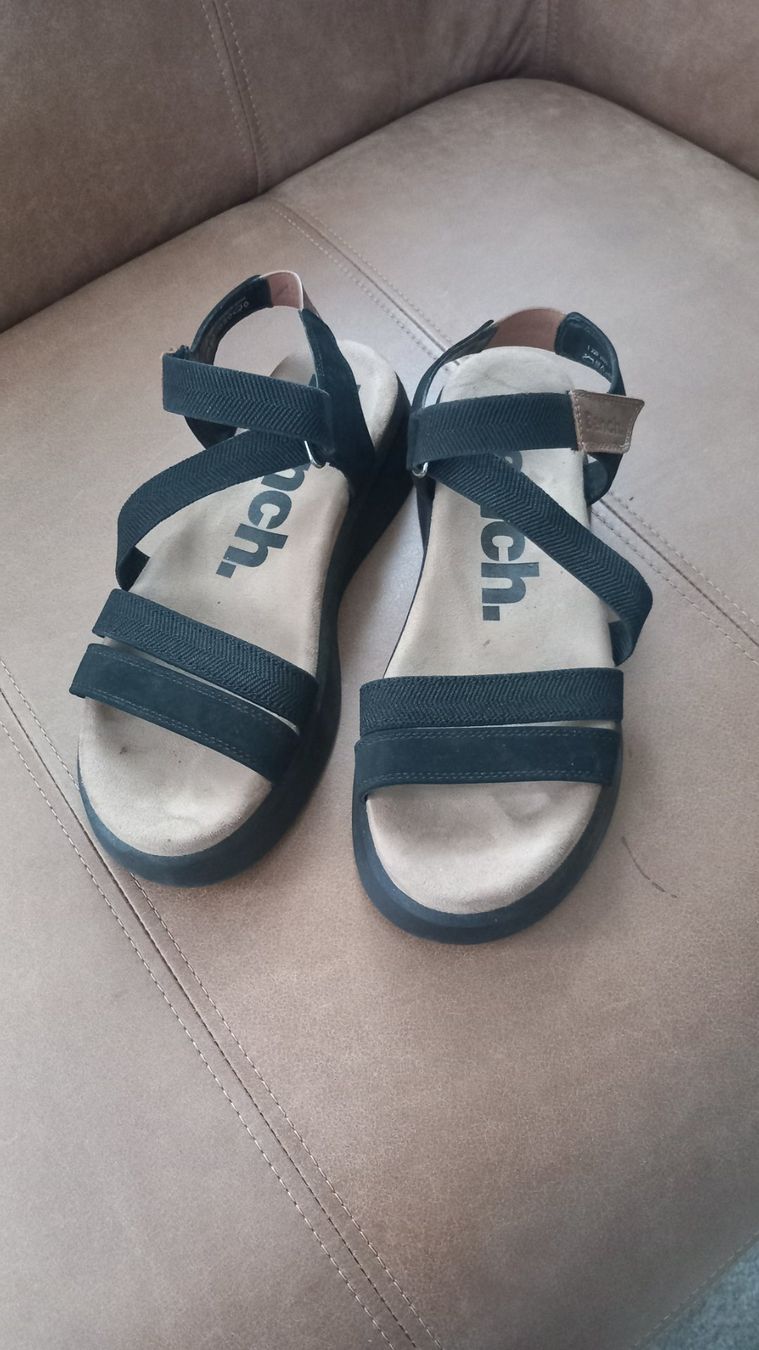 Bench Damenschuhe: Sandalen BENCH gr 38 – Neu (gemäss Beschreibung) aus Eggersriet von Taylorjam 1