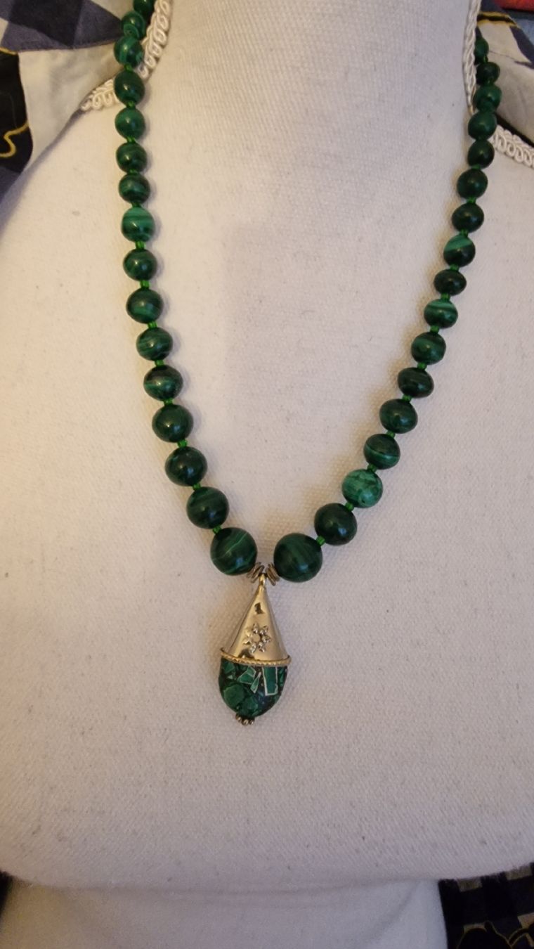 Catenine: Malahit Edel Stein Kette – Usato da St. Gallen venduto da mania03