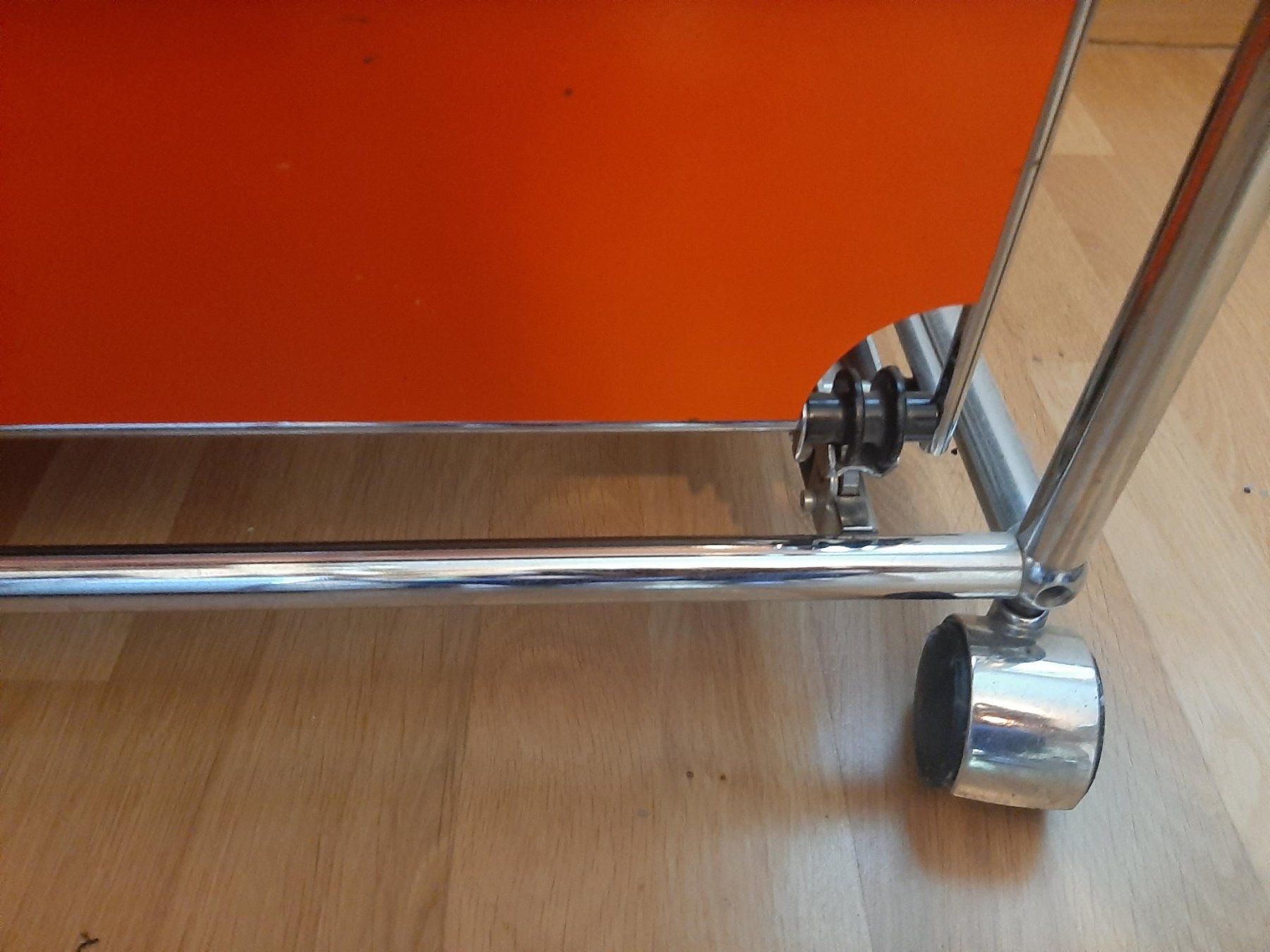 USM Korpus: USM Haller Rollcontainer – Gebraucht aus Schlieren von denzj 3