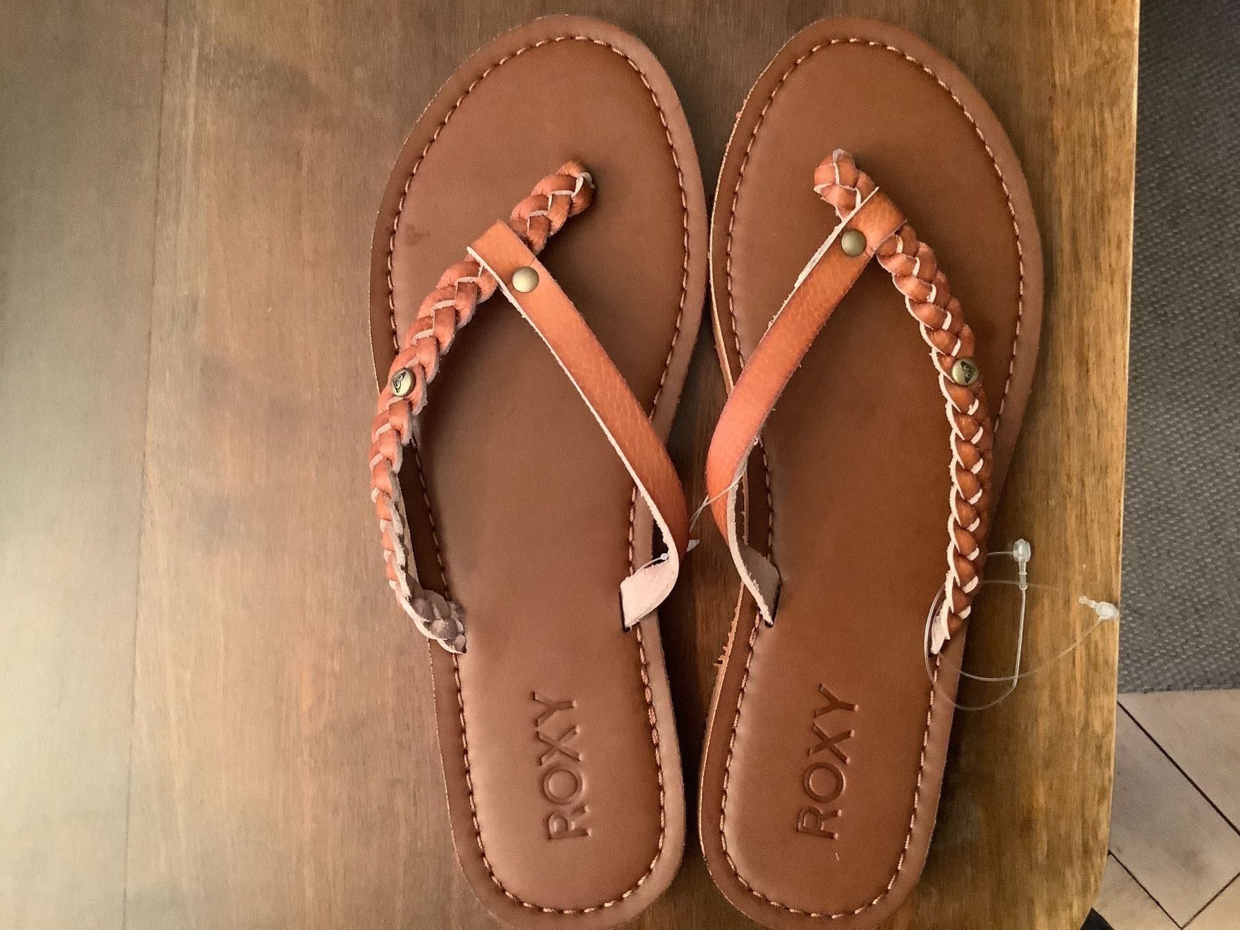 Roxy Scarpe da donna: Roxy Flip Flops Größe 36 – Nuovo (secondo la descrizione) da schaffhausen venduto da Chiquimiki