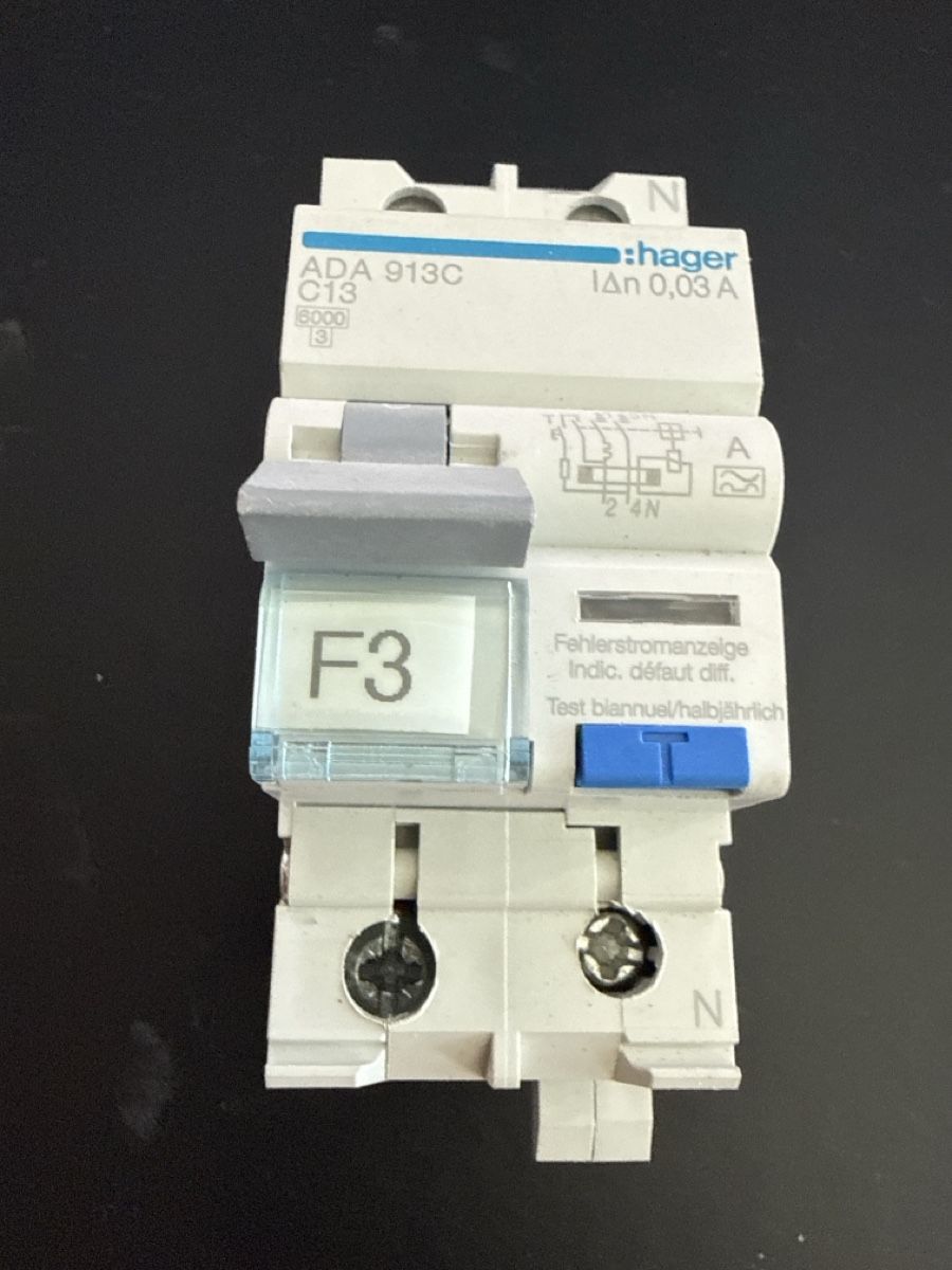 Hager Alimentazione elettrica: Hager Fehlerstromschutzschalter ADA 913C C13 IP20 neu – Usato da Frick venduto da Rockford