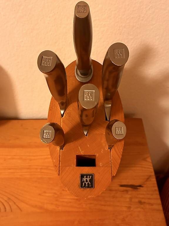Zwilling Messer: Zwilling Messerblock – Gebraucht aus Würenlos von Farha1982 1