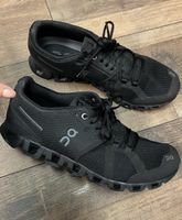 ON Sneakers schwarz 40 neu