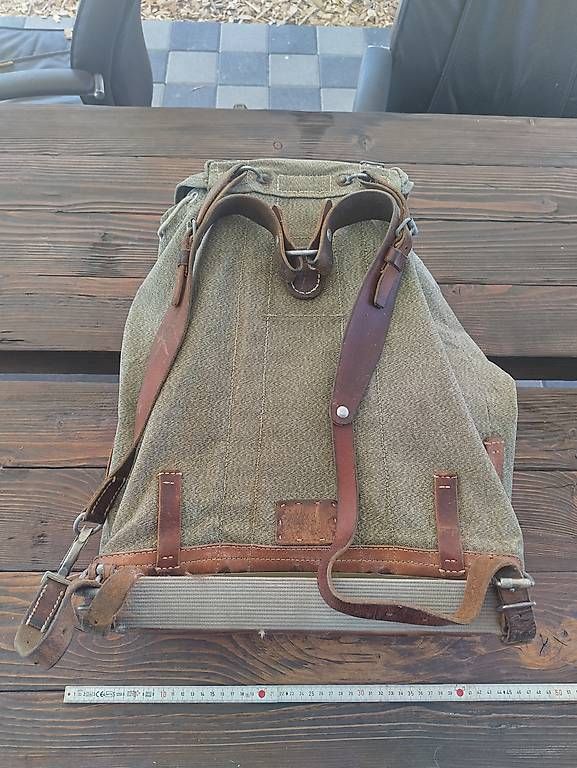 Zaini: Militär Rucksack  – Usato da Uetendorf venduto da hof_2rmq 1