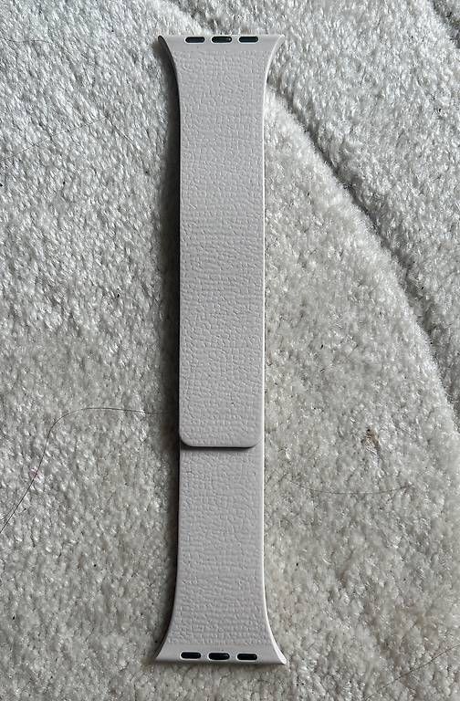 Apple Armbänder & -reifen: NEU - Apple Watch Magnet Armband – Neu (gemäss Beschreibung) aus Münchenstein von einElement