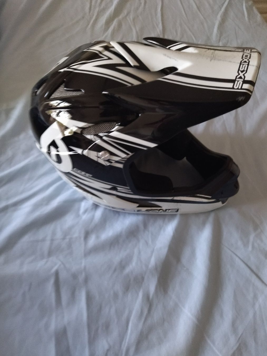 Caschi: Casque vtt dh six six one – Usato da Genève venduto da Migdalia 1
