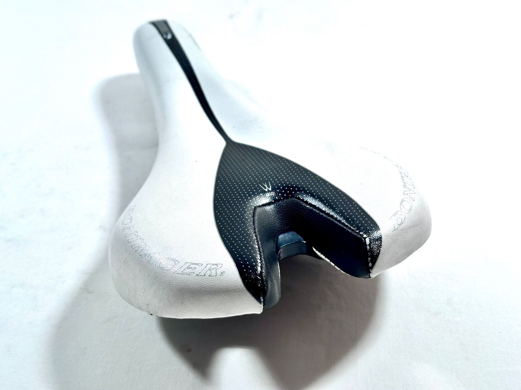 Ersatzteile: BONTRAGER affinity 1 Leather Saddle Sattel 290g – Gebraucht aus Luzern von bikeandbeltcom 2