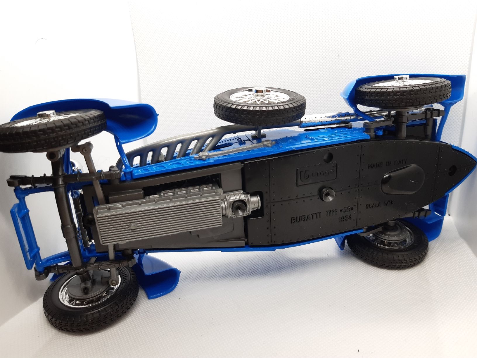 Bburago Modellini d'auto: Burago 1/18 Bugatti type 59 – Usato da Penthalaz venduto da Allgoodsuisse 5