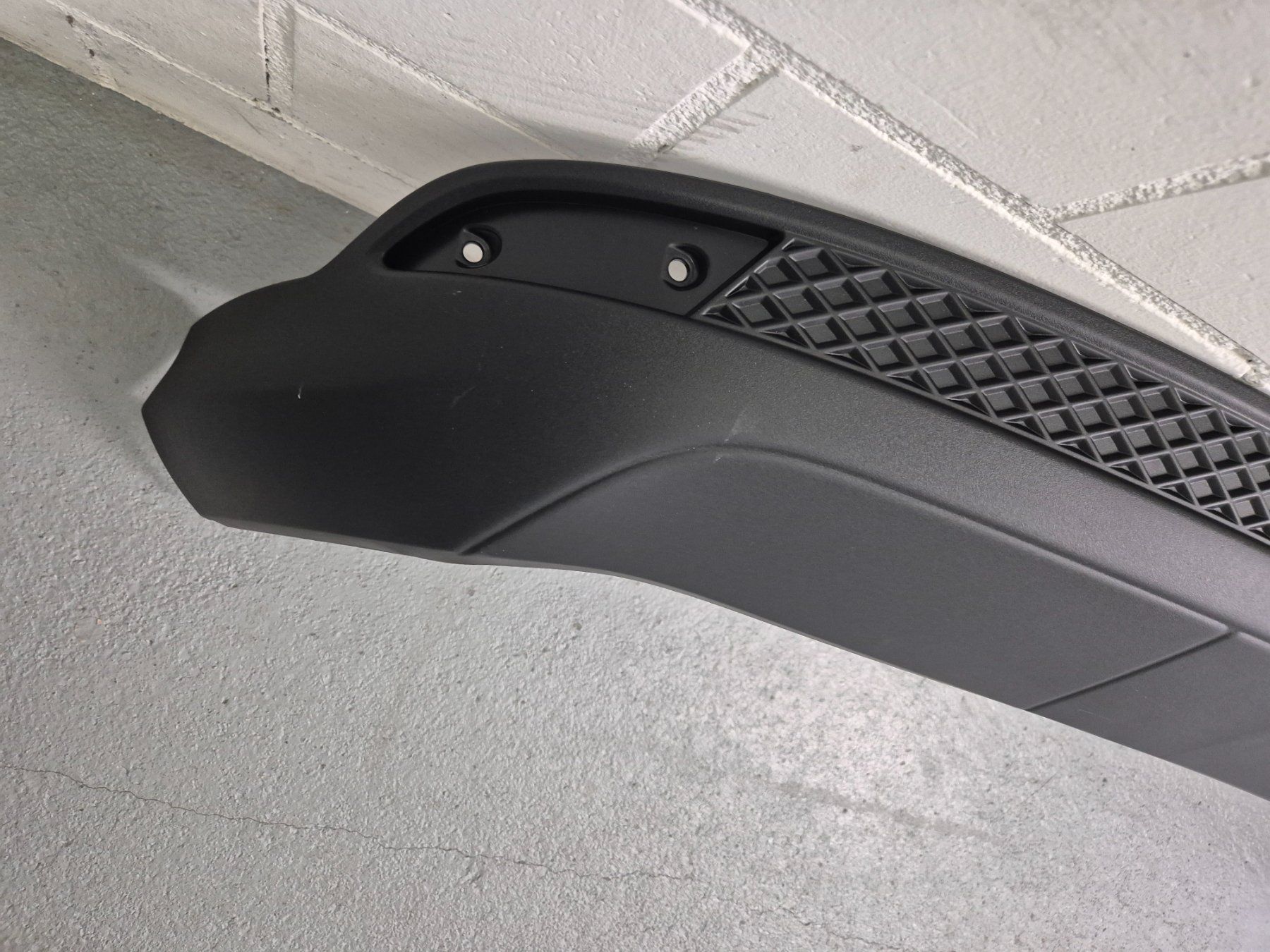 Ford Tutti pezzi di ricambio auto: Heckdiffusor Stosstange hinten für Ford Focus – Nuovo e nell'imballaggio originale da Domat Ems venduto da tchnesa 2