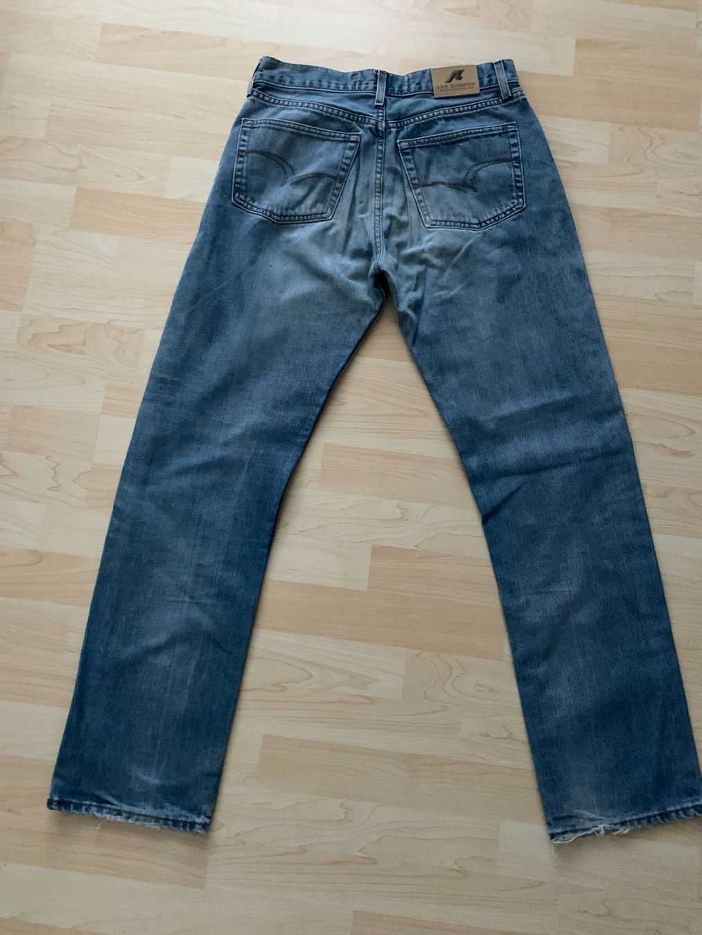 Lee Jeans: Lee Cooper Jeans Blau W31/L32, Ripped – Usato da Landquart venduto da interesse63 2